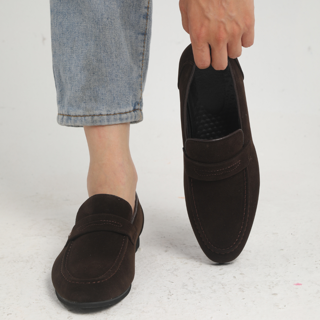 Icarus™ Wildleder-Slipper mit Riemen - Sovelis